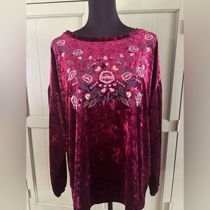 Boutique Deep Velvet Boatneck Blouse w/ Floral Embroidery